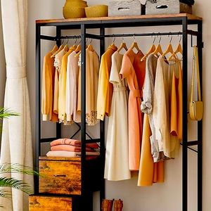 Size S wardrobe! Shirts, dresses, pants and more!!!